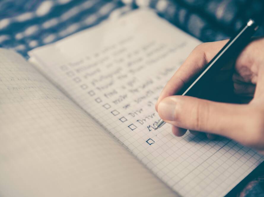 Show, Don’t Tell: Fiction Writing Checklist